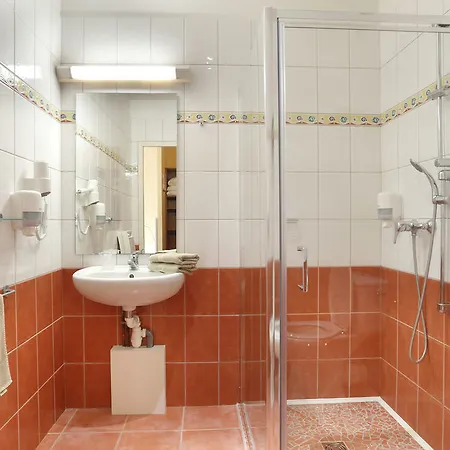 Hotel The Originals City, Loval,