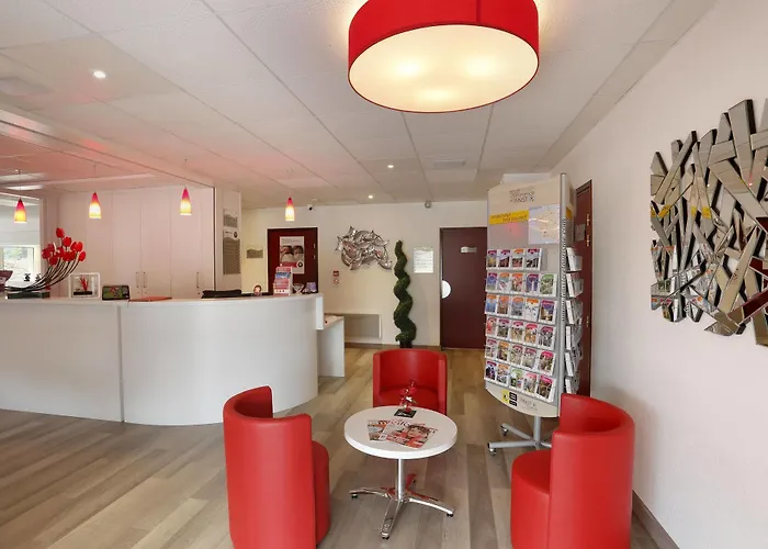 The Originals City, Loval, 酒店