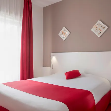 The Originals City, Loval,