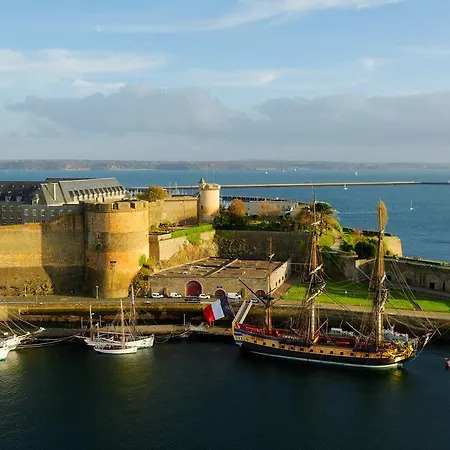 The Originals City, Loval, 호텔 3*