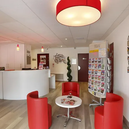 The Originals City, Loval, Hotel