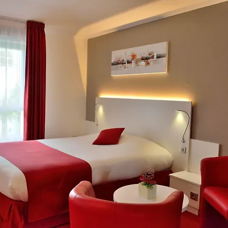 The Originals City, Loval,