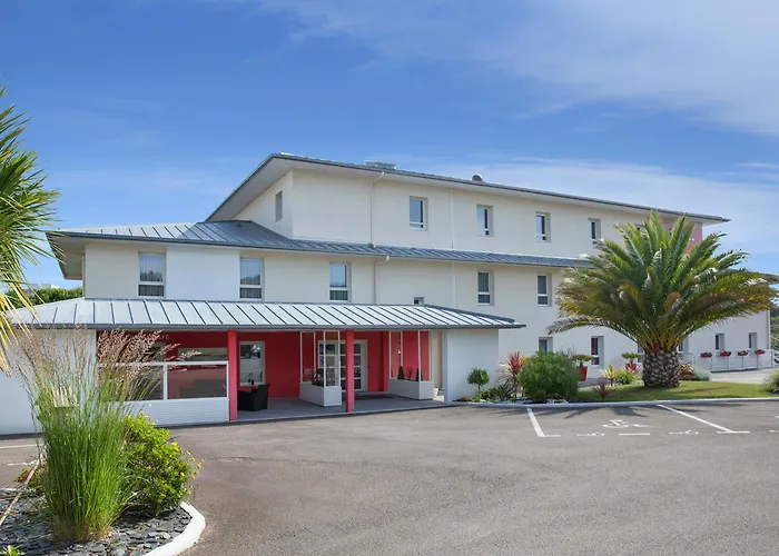 The Originals City, Loval,